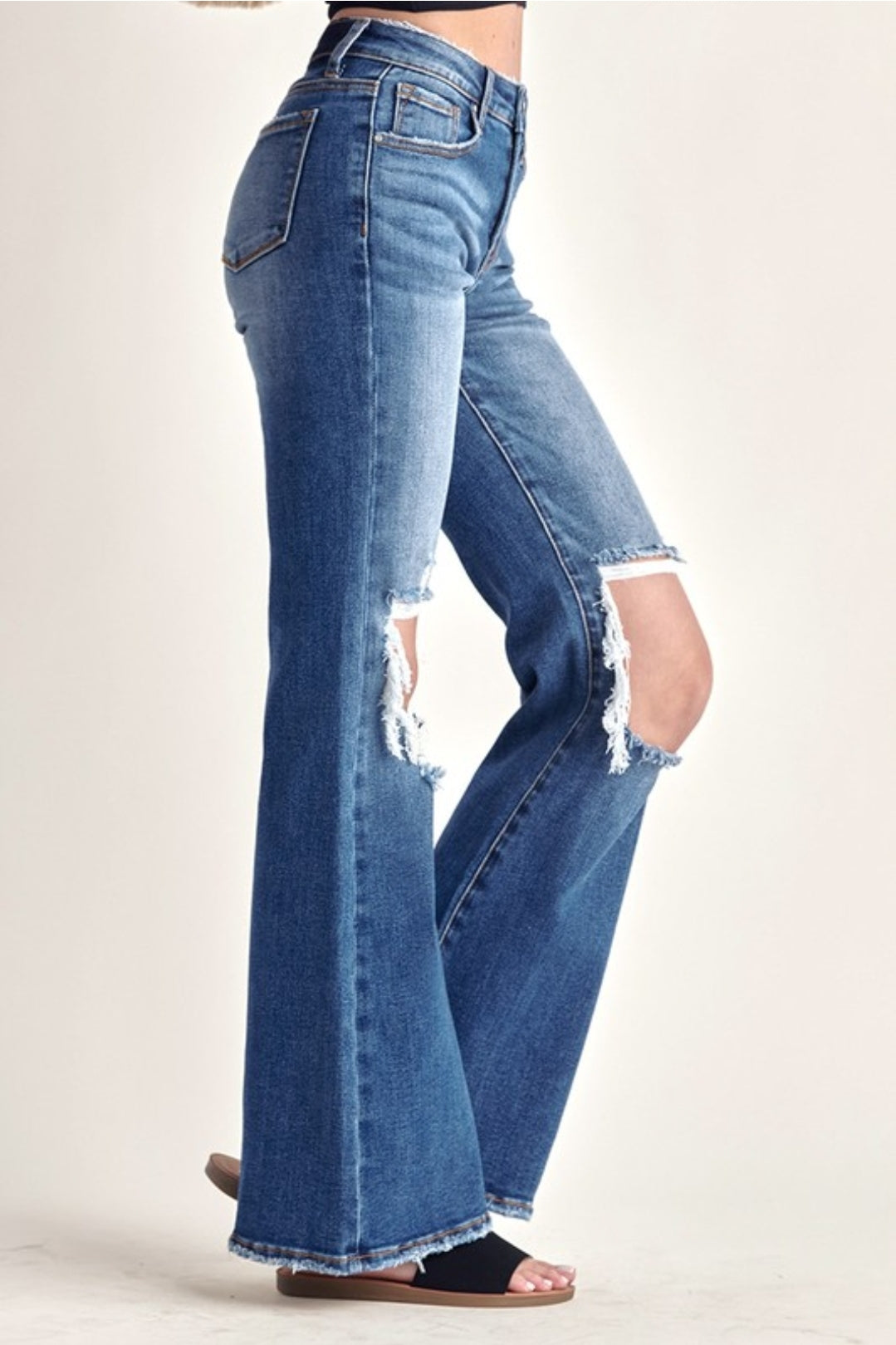 "KATY" PLUS SIZE MID RISE FLARE RISEN JEANS